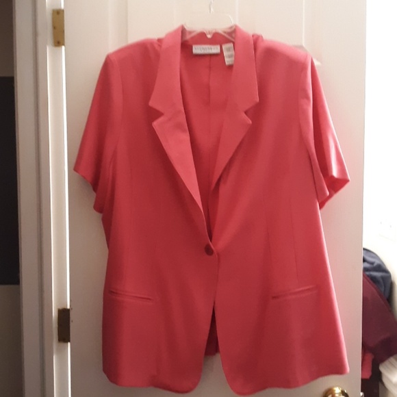 Dress suit coat - Picture 2 of 3